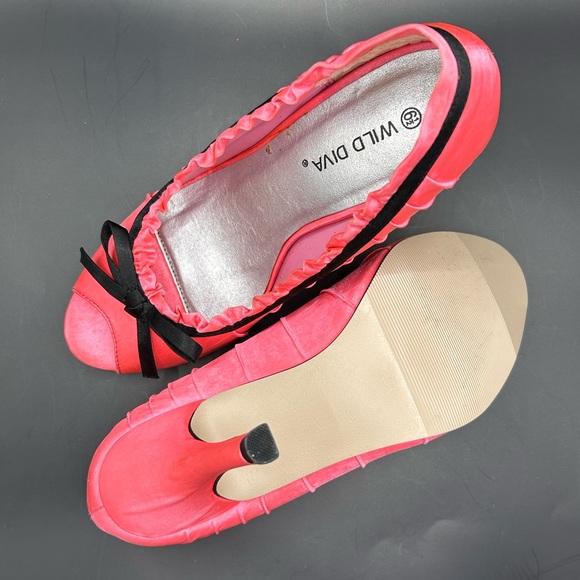 Wild Diva, open-toed pump, Size 6.5 - Picture 5 of 6